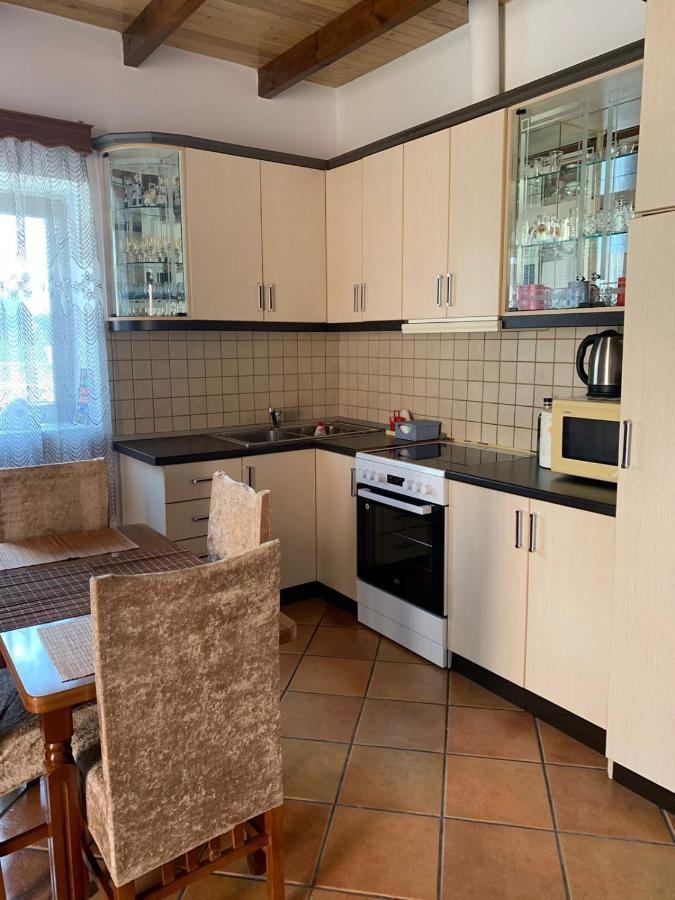 Nomad House-Entire House At Your Disposal,4 Guests Берат Екстериор снимка
