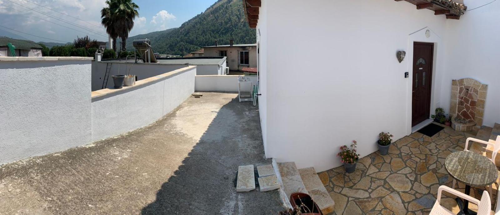 Nomad House-Entire House At Your Disposal,4 Guests Берат Екстериор снимка